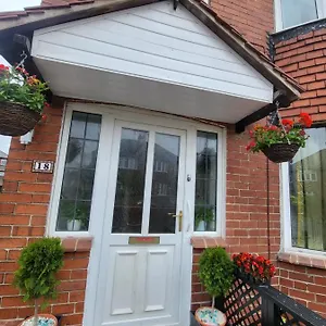 Petal Rm3 Leeds (West Yorkshire)
